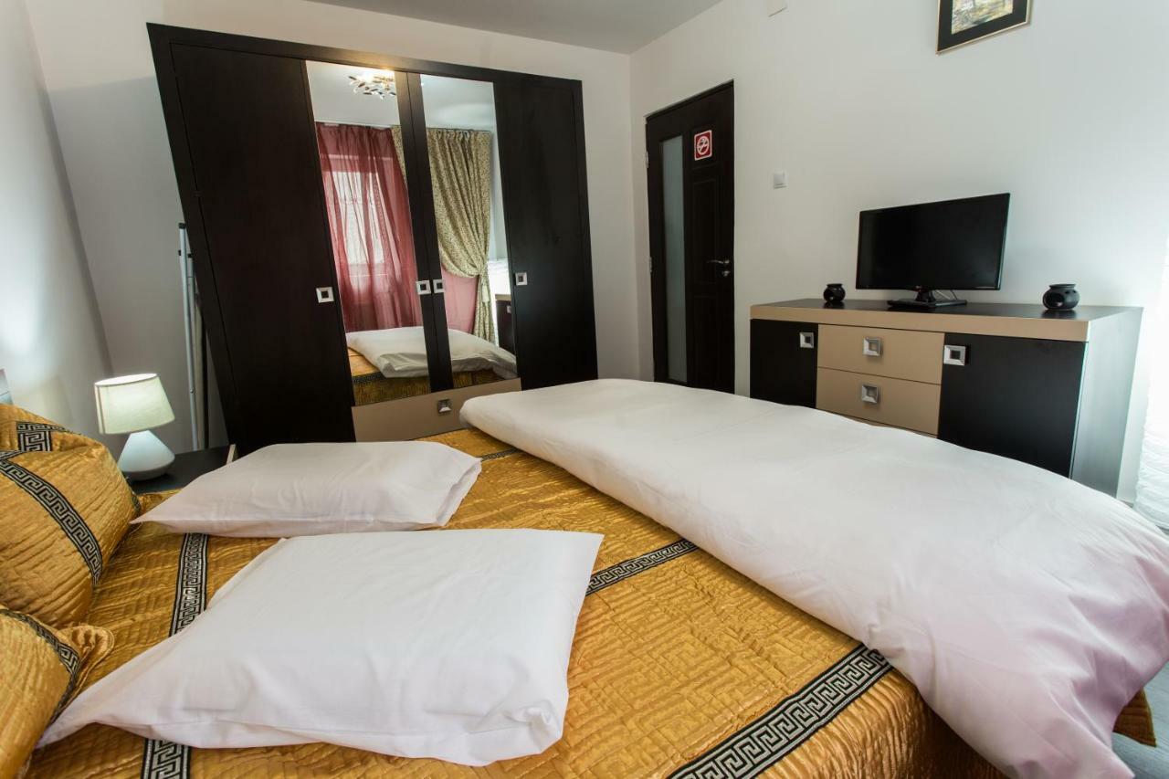 Apartament Feelmount Apartment Busteni Luaran gambar
