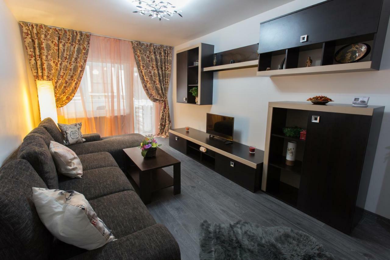 Apartament Feelmount Apartment Busteni Luaran gambar